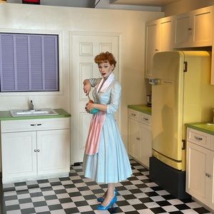 Meet your Posher, Carol